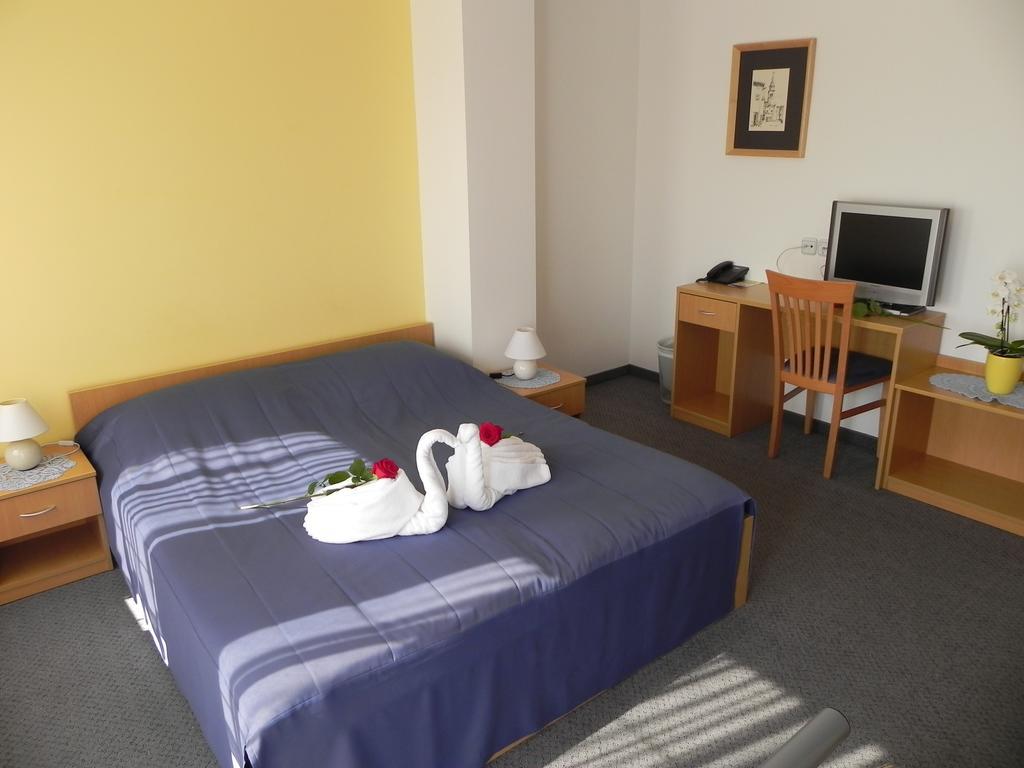 Motel Majolka プトゥイ 部屋 写真